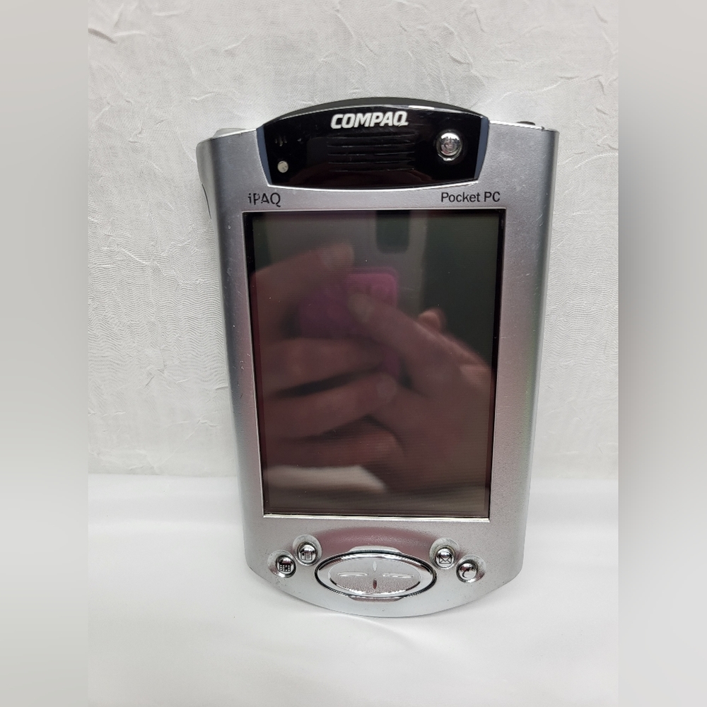 Vintage Compaq iPAQ Model 3955, Pocket PC And Stylus (UNTESTED)